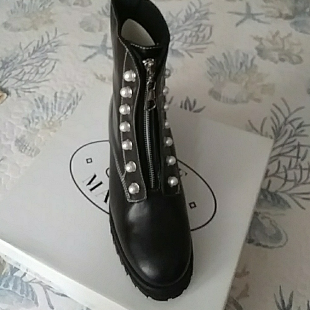 Steve Madden Granite Combat Booties (LEATH…